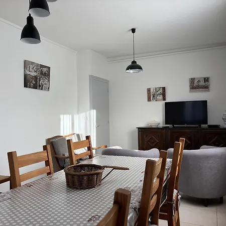 Maison Confortable A - 8 Couchages, Wifi, Parking Gratuit, Proche Des Pistes Et Du Centre. - Fr-1-548-5 Villard-de-Lans