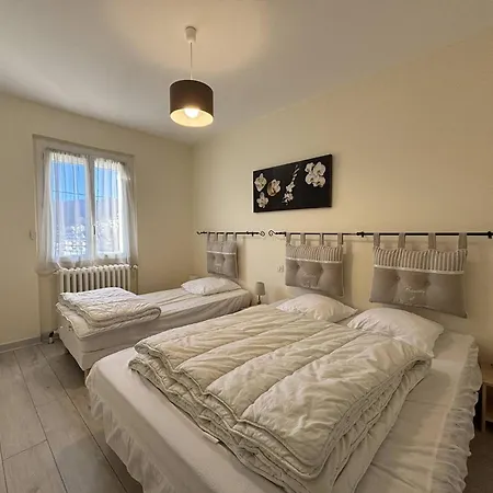 Holiday home Maison Confortable A - 8 Couchages, Wifi, Parking Gratuit, Proche Des Pistes Et Du Centre. - Fr-1-548-5